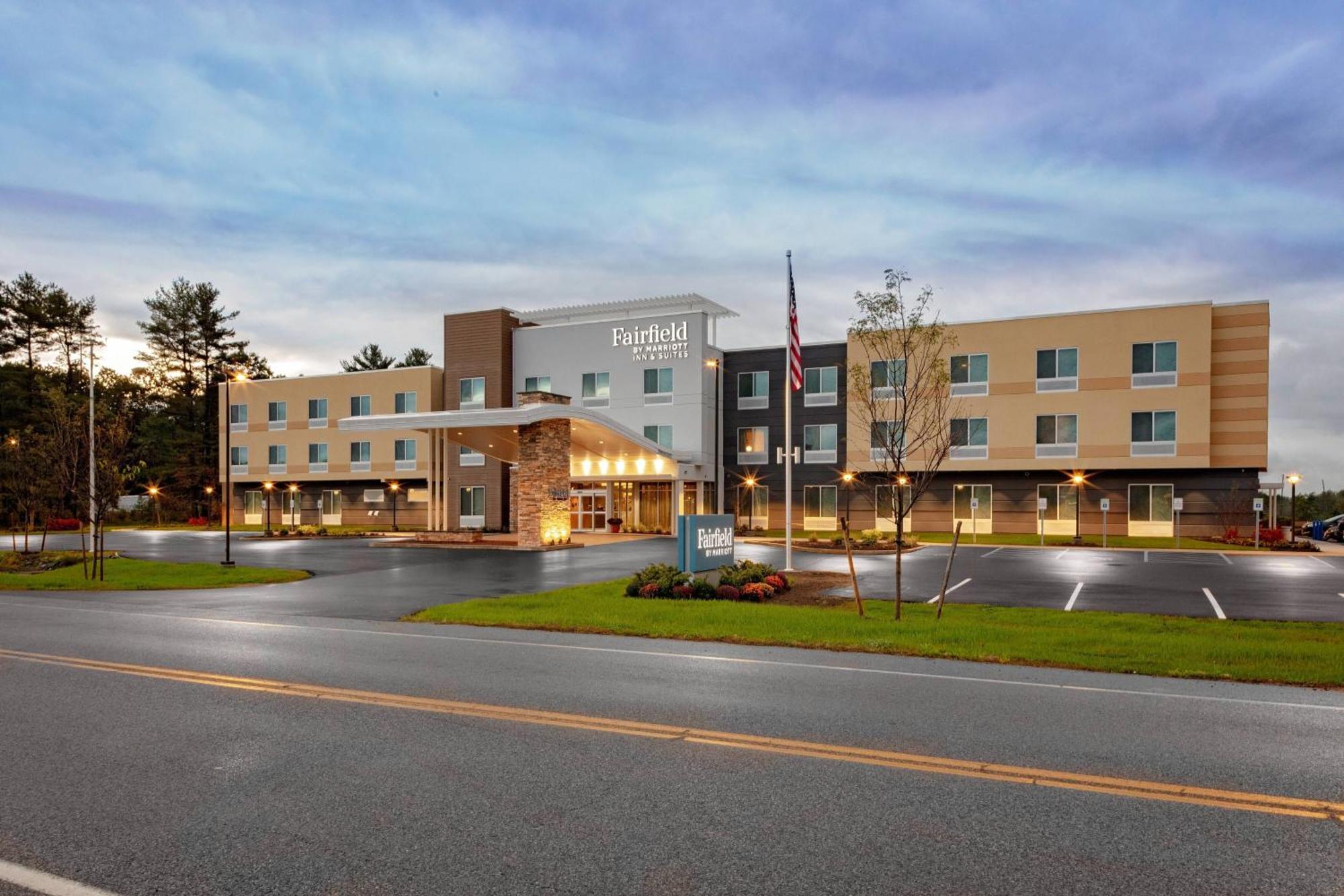 Fairfield Inn & Suites By Marriott Queensbury Glens Falls/Lake George Exteriér fotografie